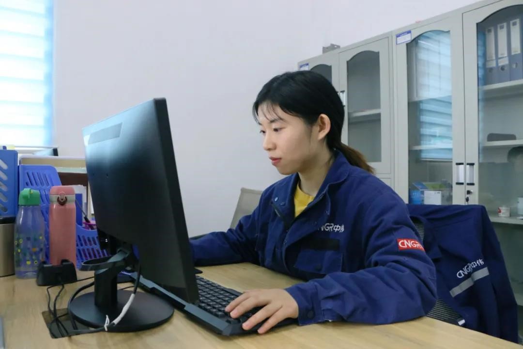 追梦抖圈.为dU而生人丨郭琼：实事求是学能力 后起之秀显担任
