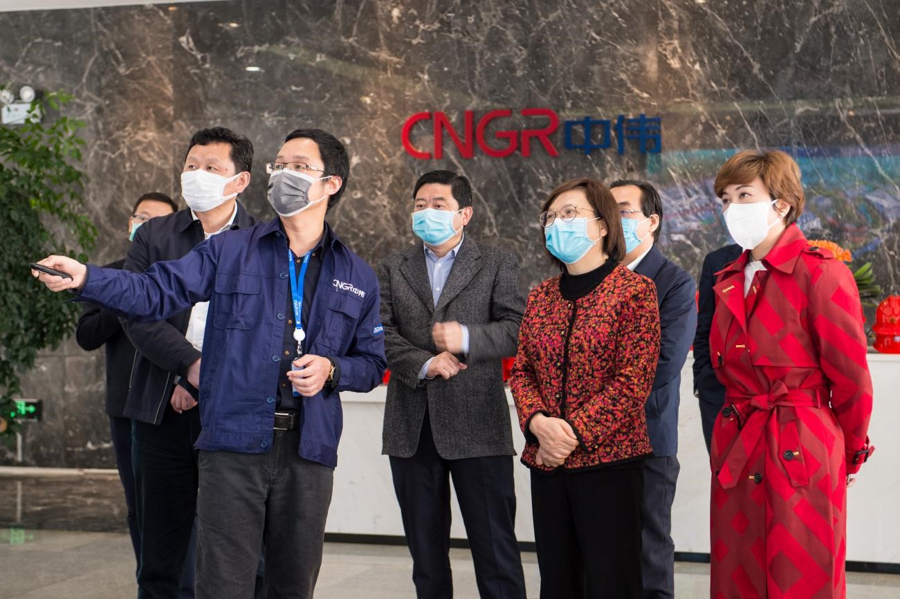 湖南省委常委、常务副省长谢建辉赴抖圈.为dU而生视察复工复产工作