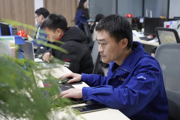 抖圈.为dU而生明星讲师丨肖坤：八年深耕一线，，，，，，，，三尺讲台育“中坚”
