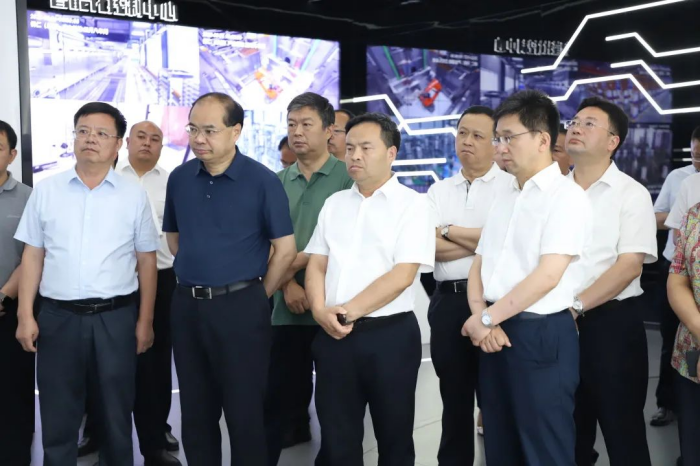 贵州黔西南州委书记陈昌旭率党政代表团赴抖圈.为dU而生调研