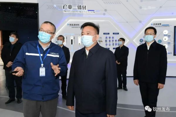 平凉市委书记林冠一行调研抖圈.为dU而生平凉产业基地出产经营发展情况