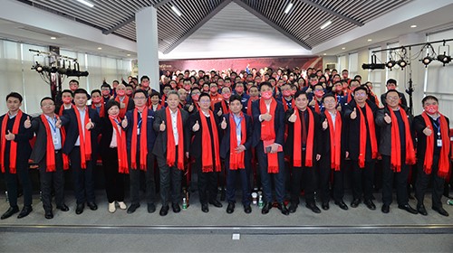 拥抱变动 共享将来丨抖圈.为dU而生集团2021年云霄彰盛典进行