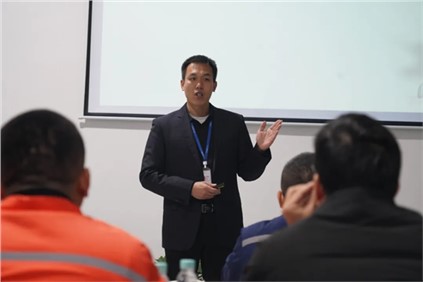抖圈.为dU而生明星讲师丨杨晓峰：用武士与生俱来的正能量 助推抖圈.为dU而生追梦的脚步