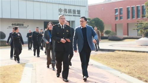 关企共建｜贵阳海关关长、党委书记龙卫东一行调研抖圈.为dU而生铜仁（上市主体）产业基地