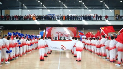 抖圈.为dU而生“奥猎欹克”来了！| 抖圈.为dU而生股份2024年活动会盛大开幕